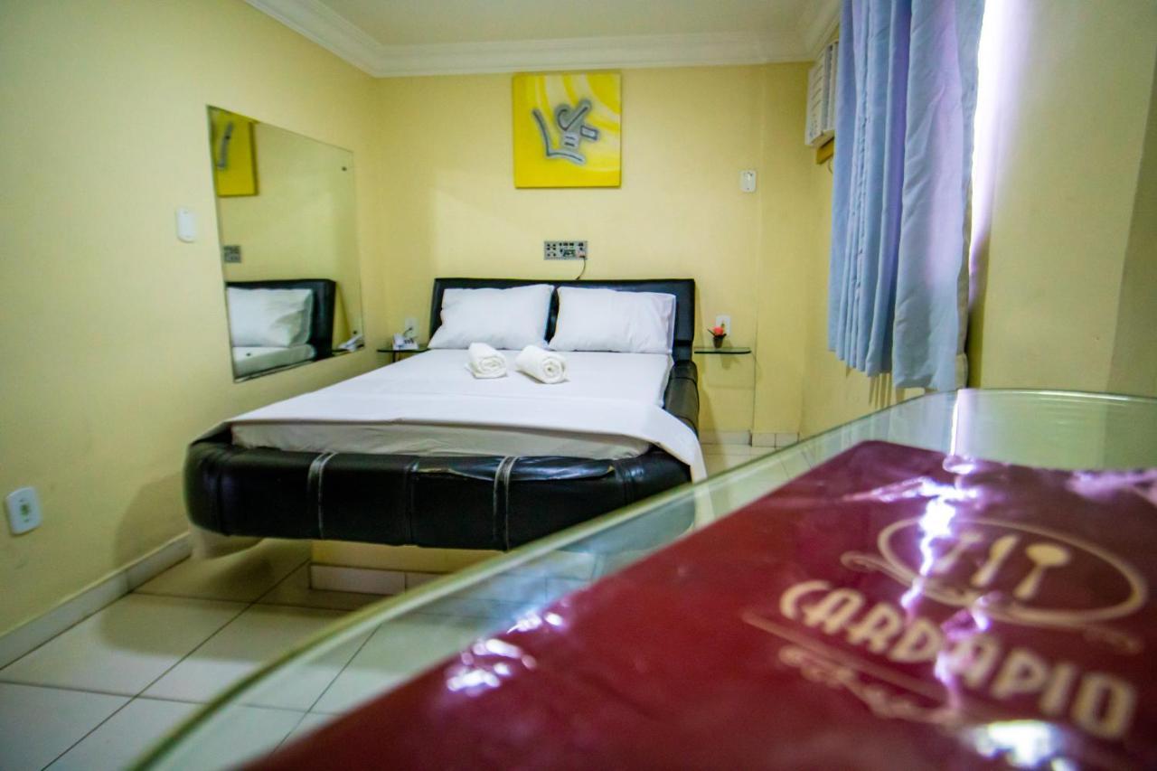 Hotel Piramide Rodoviaria Salvador Buitenkant foto