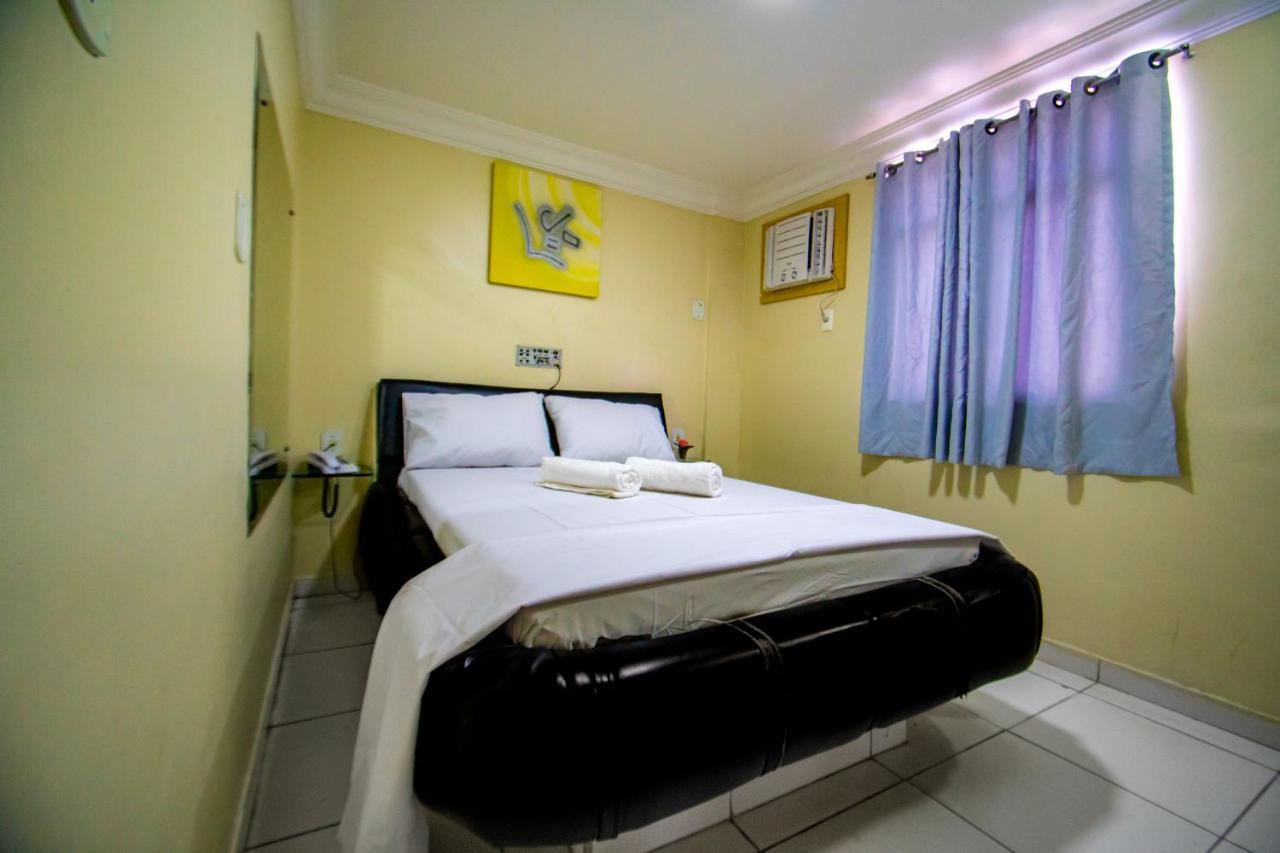 Hotel Piramide Rodoviaria Salvador Buitenkant foto